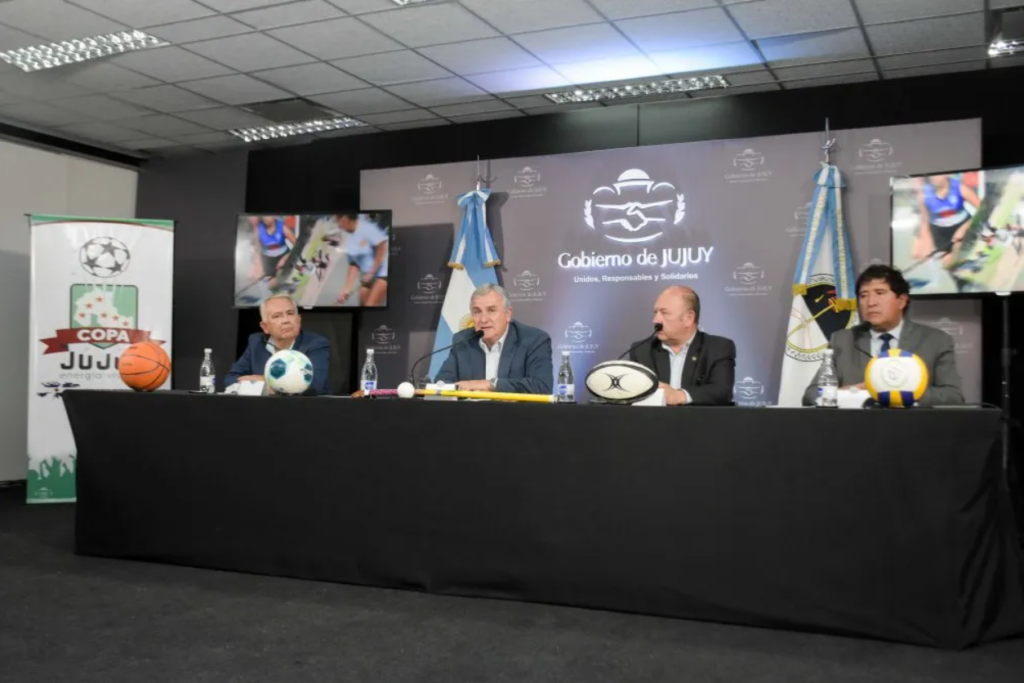 El Gobernador realizó la presentación de la cuarta edición de la Copa Jujuy Energía Viva que en esta oportunidad se denominará "Héroes de Malvinas".