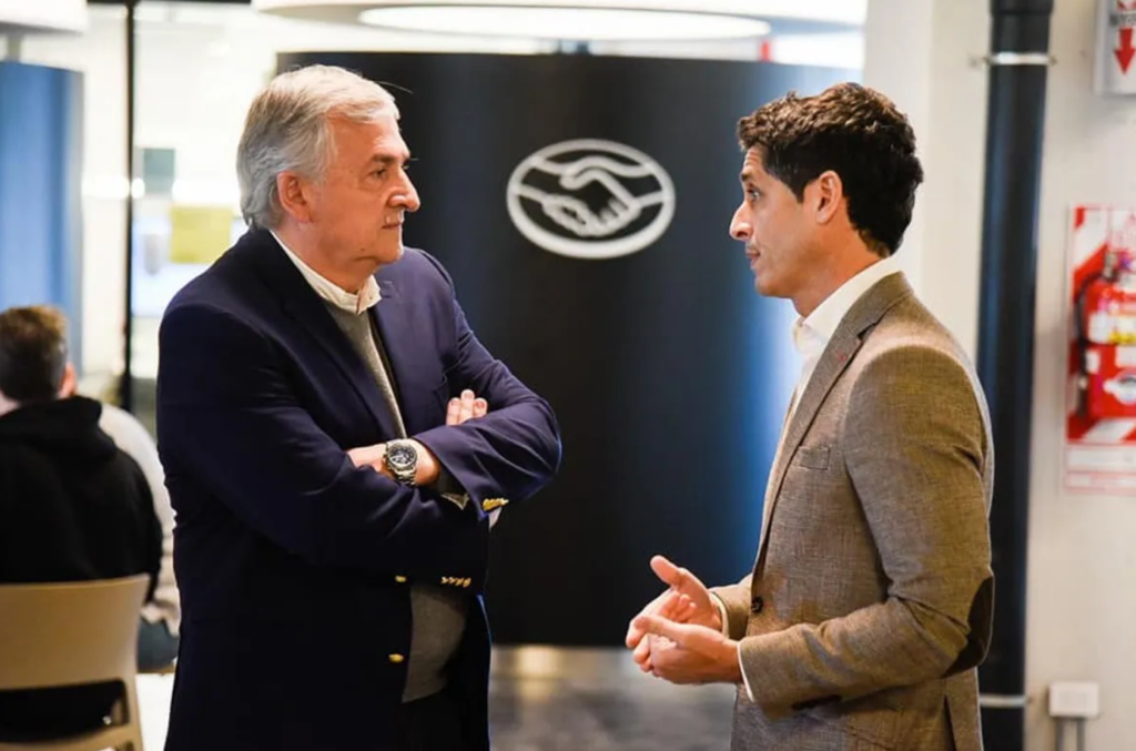 El Gobernador de la Provincia se entrevistó con ejecutivos de Mercado Libre Argentina, a los efectos de enriquecer una visión de futuro sustentable con crecimiento, a partir de la movilidad eléctrica.